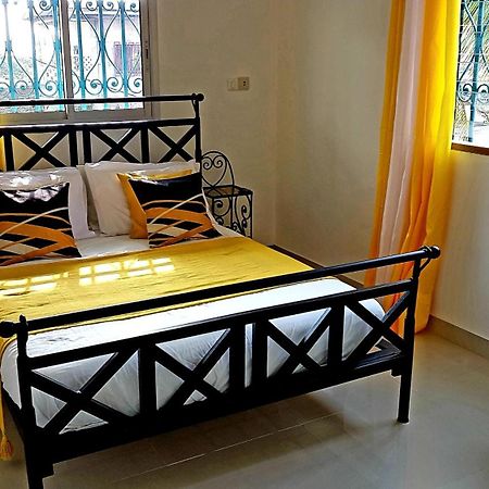 Appartement Makepe Bm 2 Douala Exterior photo