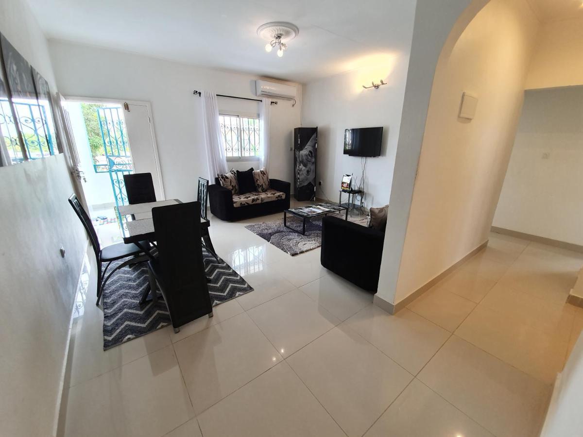 Appartement Makepe Bm 2 Douala Exterior photo